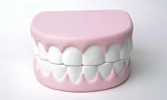 洗牙可以美白牙齿吗