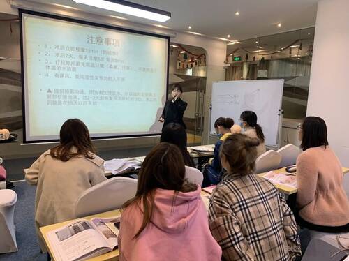 想找好培训微整形的学校?谁知道哪里有? 想找好培训微整形的学校?谁知道哪里有?