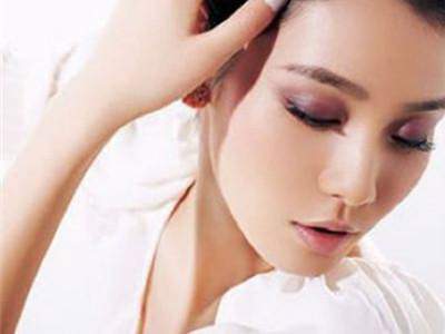 想要双眼皮自然不要肉条还不够,还得避开上睑凹陷! 想要双眼皮自然不要肉条还不够,还得避开上睑凹陷!