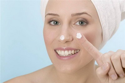 玻尿酸隆鼻收费价目表,一般需要花多少钱? 玻尿酸隆鼻收费价目表,一般需要花多少钱?